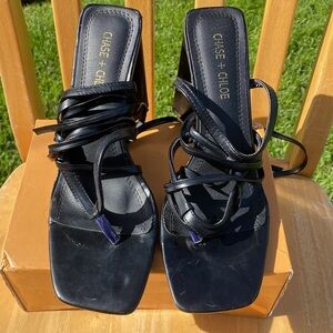 Chase+Chole Women’s Black Chunky Heels Size 9